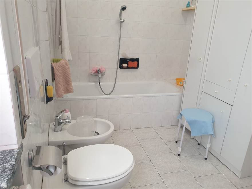 Bagno con vasca