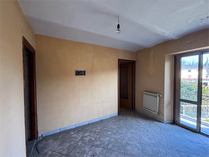 LOCALE PIANO PRIMO