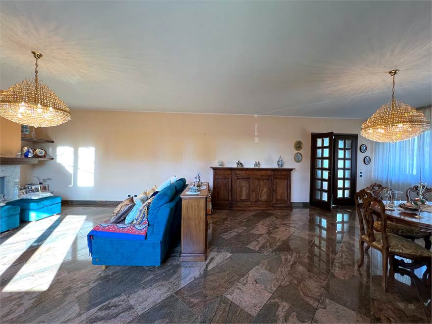 Salone