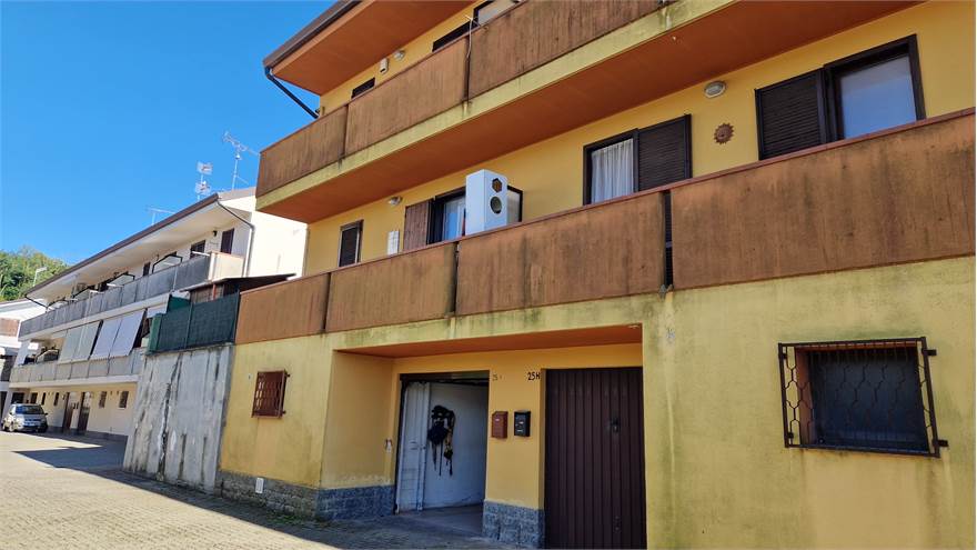 Esterno
