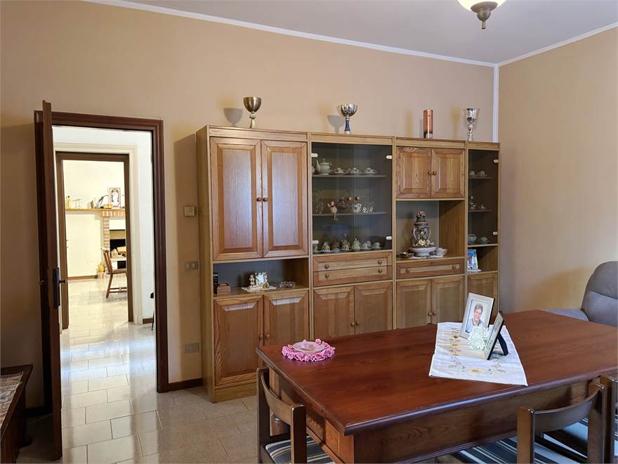 SOGGIORNO PIANO RIALZATO 