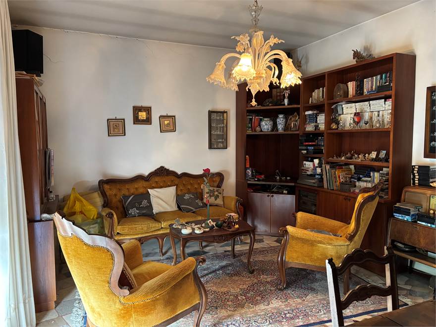 Salone