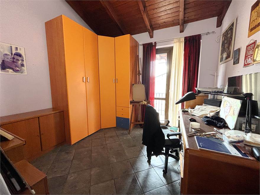 STUDIO CON BALCONE