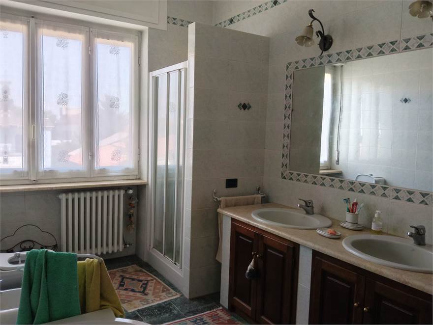 bagno con doccia