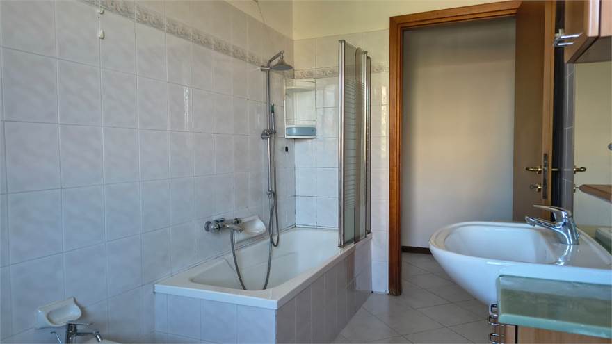 BAGNO CON VASCA 
