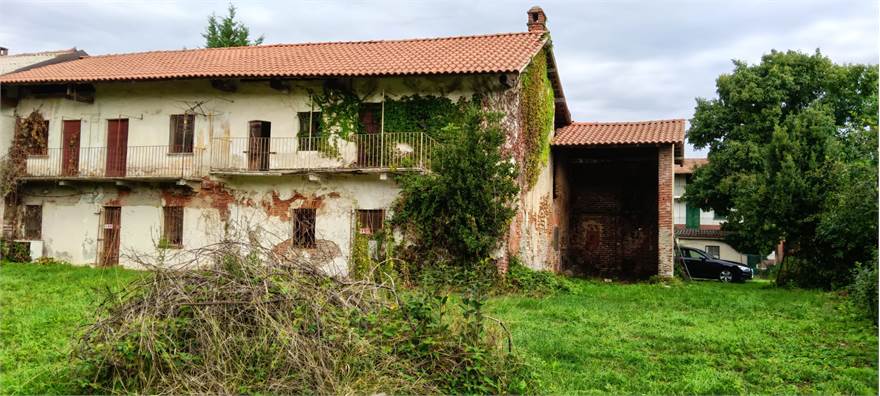 fronte casa