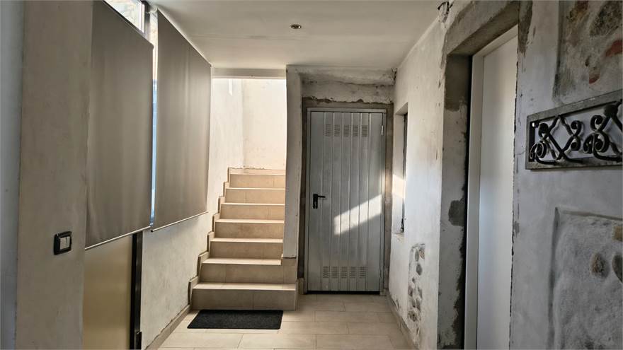 SCALA CHE CONDUCE AL PIANO PRIMO 