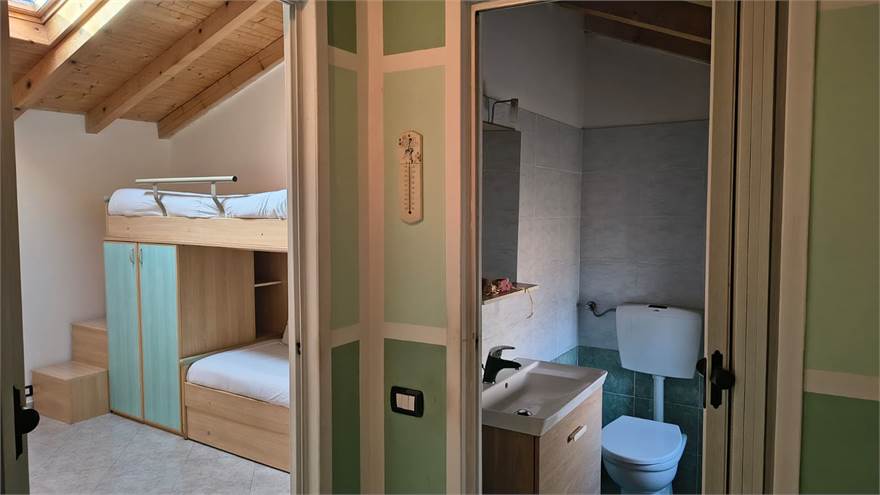 CAMERETTA E BAGNO